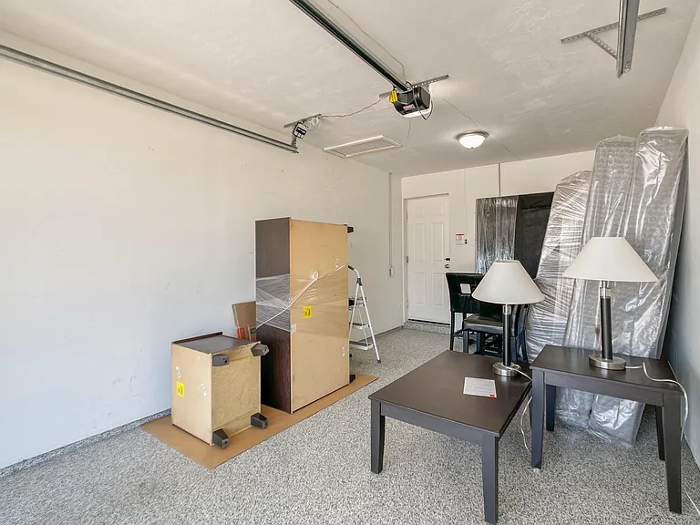 825 W Elna Rae St — Photo 25