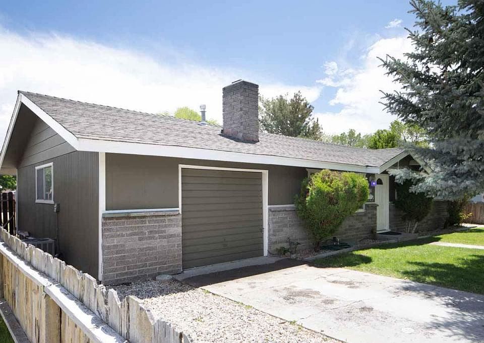 1st image of 301 N Harbin Ave