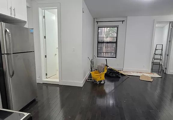 3rd image of 2317 Newkirk Ave APT 4