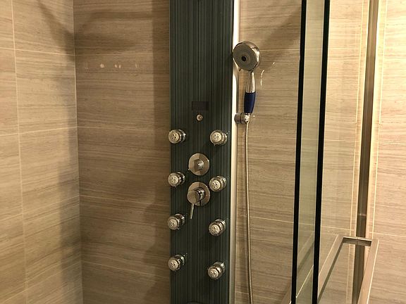 5th image of 121 S Munn Ave #1L