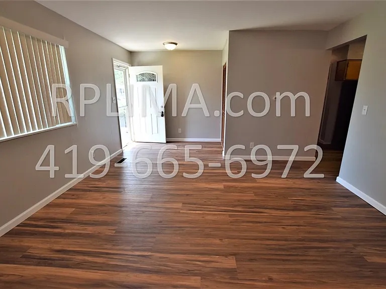 1706 Latham Ave — Photo 4