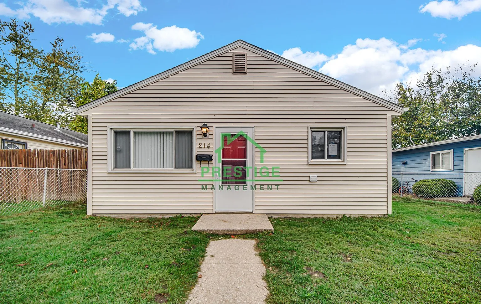 214 N Pleasant Ave photo 1