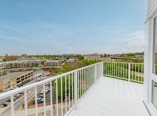 1659 N Jackson St #503, Milwaukee, WI 53202