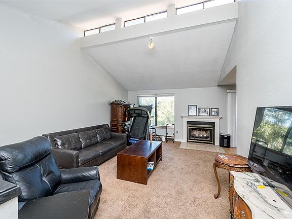 5th image of 12400 74th Ave S #15