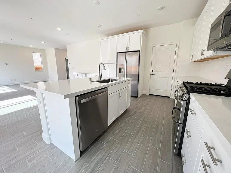 10524 Cello Way — Photo 12