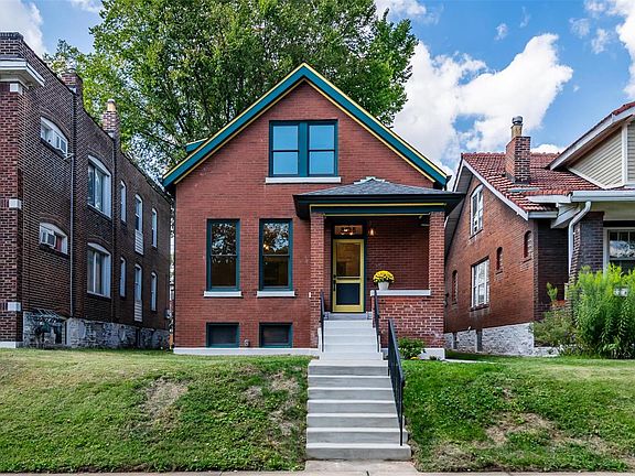 2nd image of 3515 California Ave