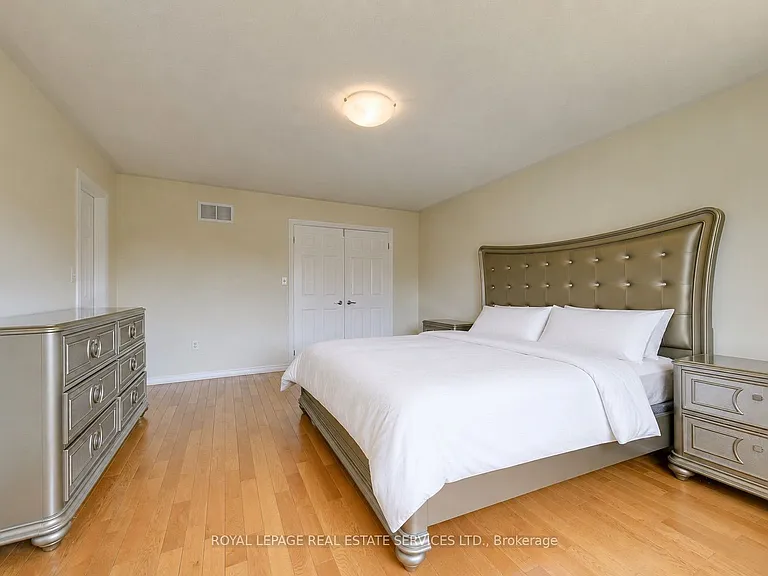 9 Barnstone Dr — Photo 28