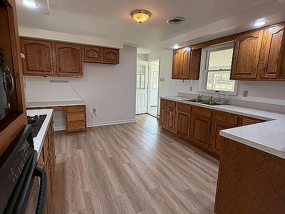 5th image of 18473 Blue Ridge Mountain Rd