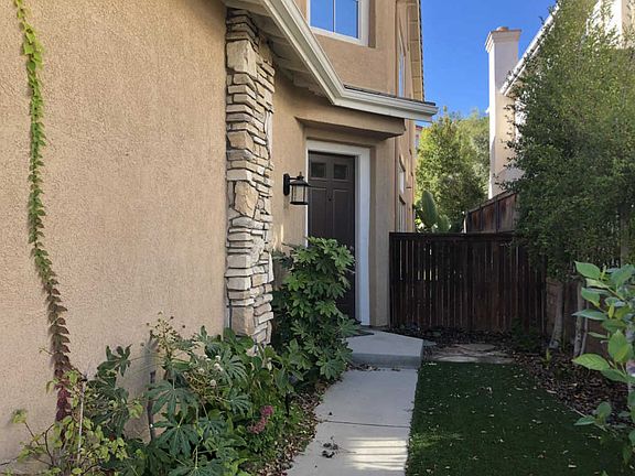 2nd image of 2923 Arbella Ln