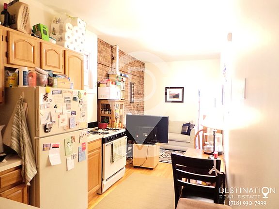 4th image of 268 15th St APT 1L