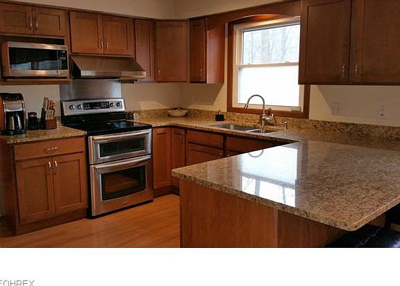 2nd image of 3078 Creekside Dr