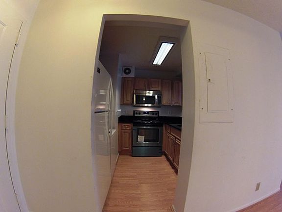 2nd image of 900 N Stafford St APT 1616