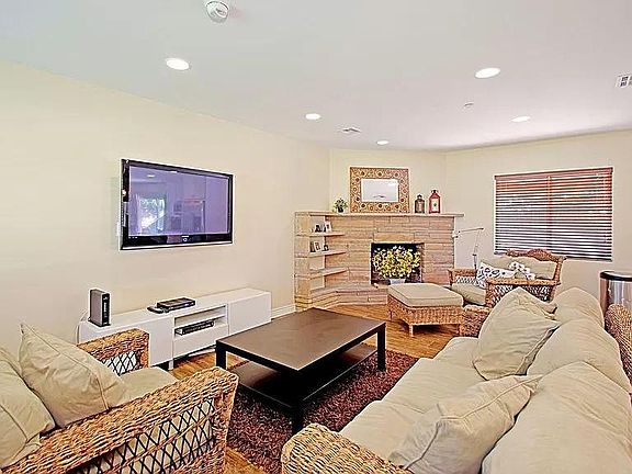 2nd image of 4994 N 69th Pl