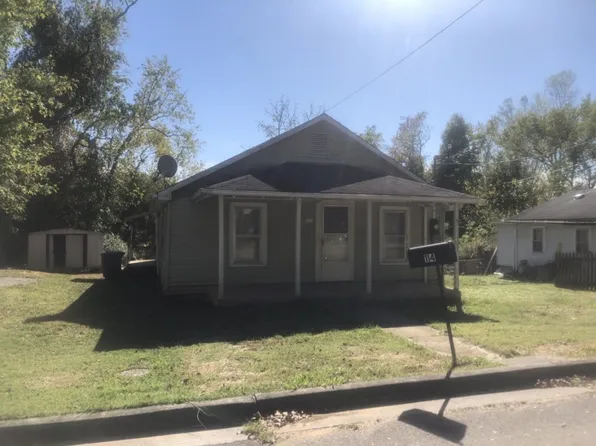 114 Church St, Elizabethton, TN 37643