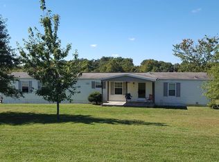 890 Pine Hill Rd, Jeffersonville, KY 40337