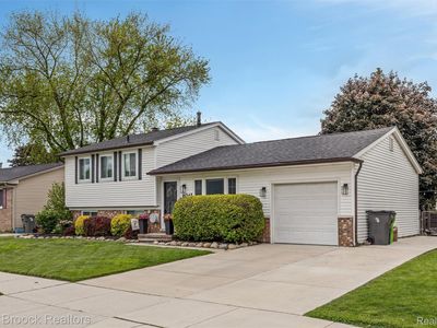 16243 Picton Ct, Clinton Township, MI, 48038