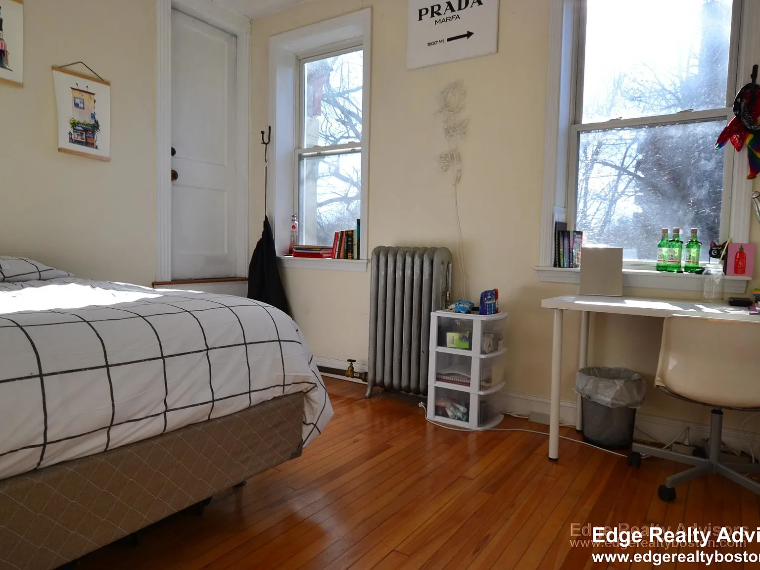 3 bed, 999 sqft, $5,035 — Photo 4