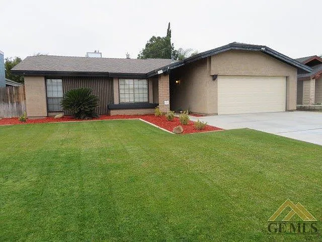 3709 Seligman Dr photo 1