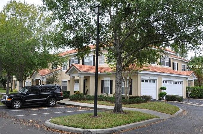 2nd image of 724 Arbor Lakes Cir