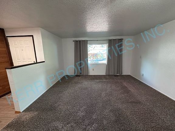 2nd image of 18138 Seaman Ave