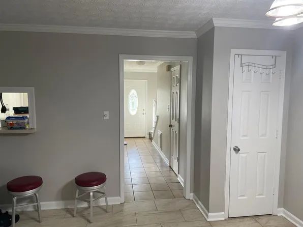 1899 Norcross Chase Cir, Lawrenceville, GA 30044