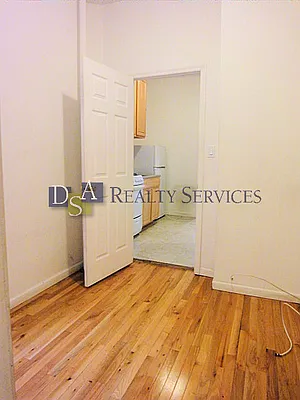Rented by DSA Realty | media 21