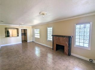 52 NW 33rd St, Miami, FL 33127