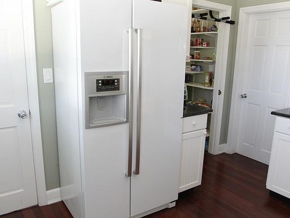 3rd image of 5 S Waverly St #1