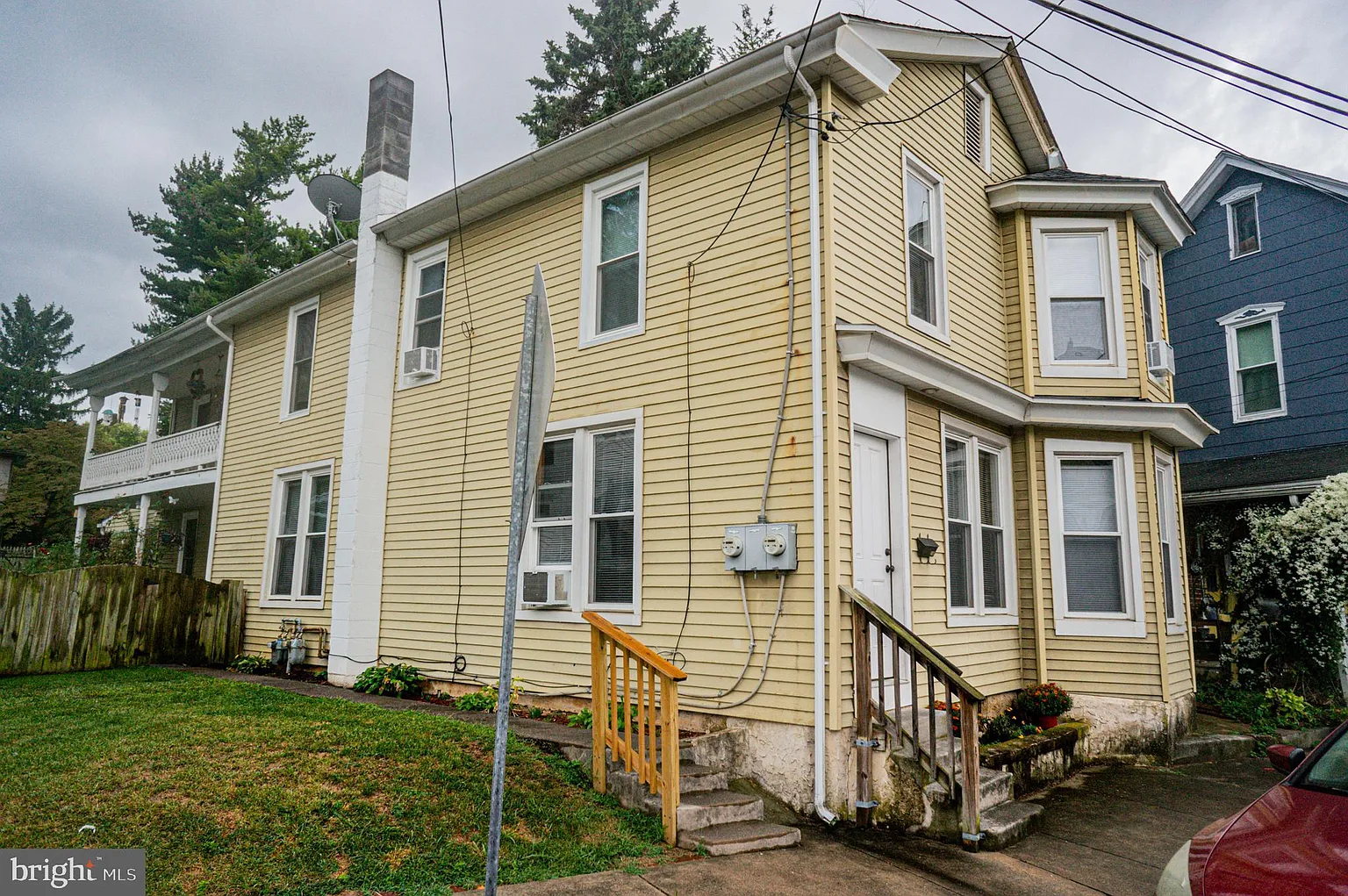 24 W Donegal St photo 1