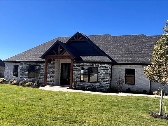5th image of 1404 Dixie Estates Way