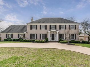 2641 Sandover Rd, Columbus, OH 43220