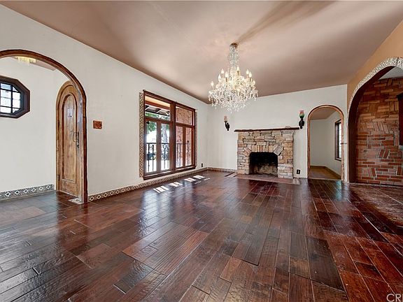 4th image of 3543 E Hillhaven Dr