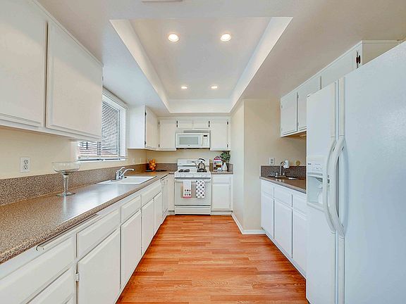 3rd image of 1745 Marine Ave APT 1