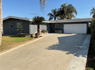 1327 Normandy Ter, Corona, CA 92882