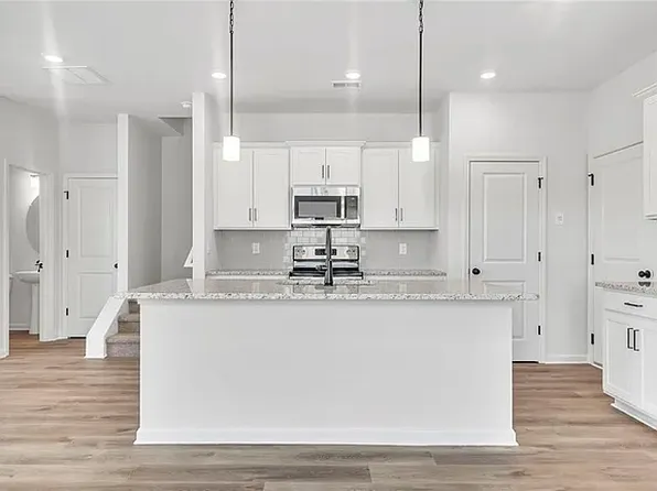 327 Summit View Ln #1, Jasper, GA 30143