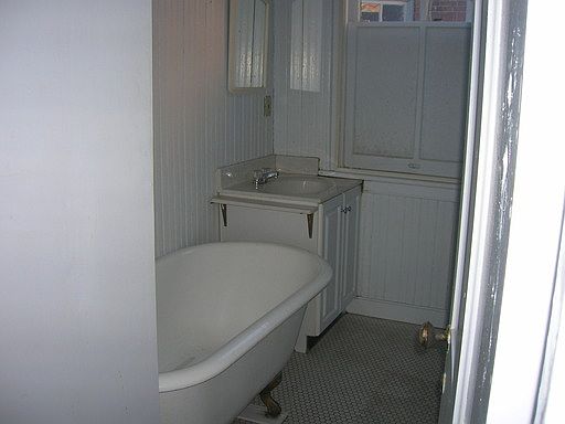 3rd image of 216 W Main St #B