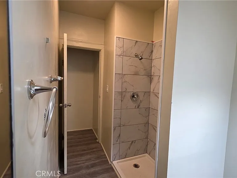 1021 W 25th St #6 — Photo 24
