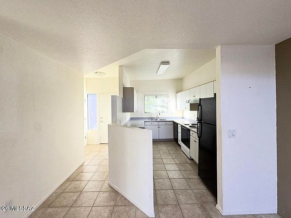 2nd image of 4998 N Valle