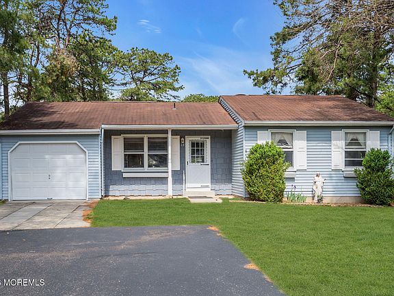 3rd image of 13 Orchard Drive #73
