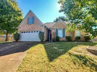 1022 Mossy Knoll Dr, Cordova, TN 38018