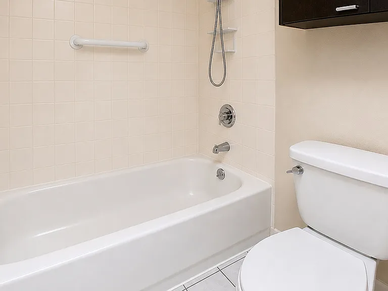 1719 Silver Glen Ct — Photo 19