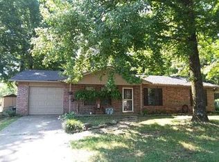 504 O St, Barling, AR 72923