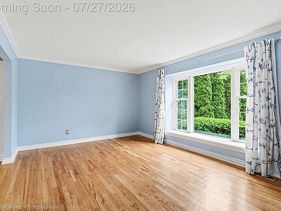 5th image of 4235 Claire Ct