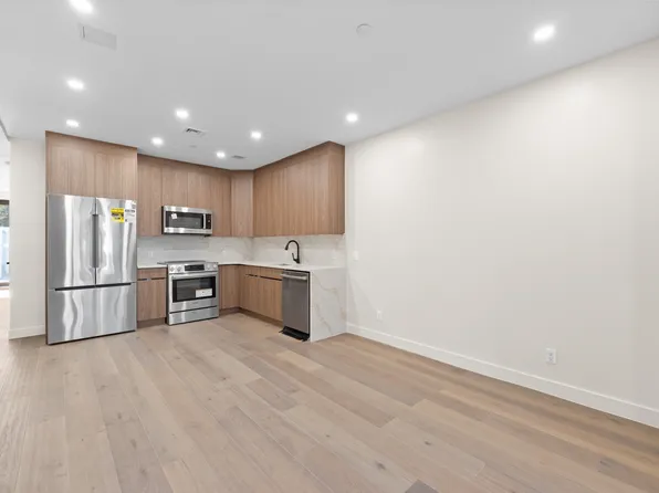 310 Fenimore Street image 41 of 48