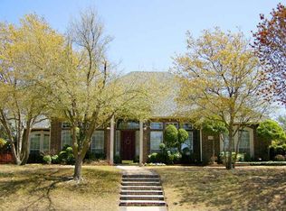 704 Sleepy Hollow Dr, Cedar Hill, TX 75104
