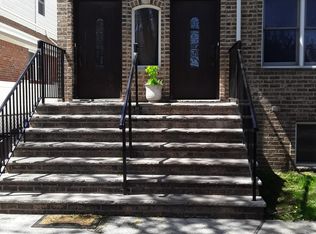100 Hickory Ave #2, Staten Island, NY 10305