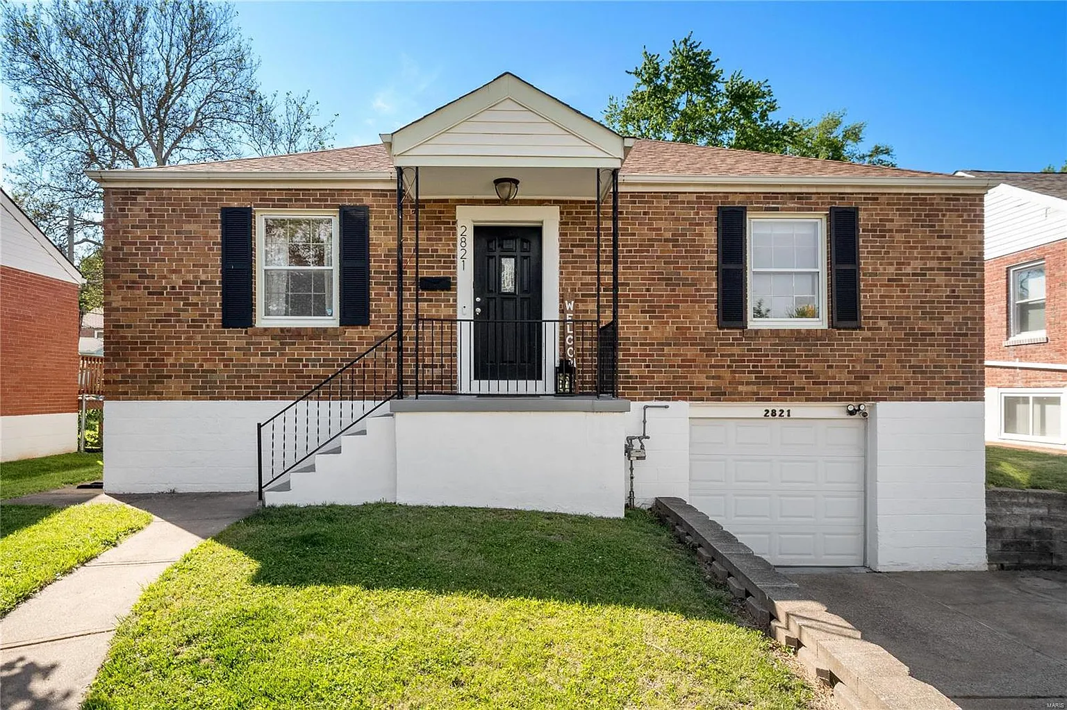 2821 Mohattan Ln photo 1