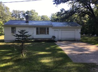 7015 White Rd, Muskegon, MI 49442