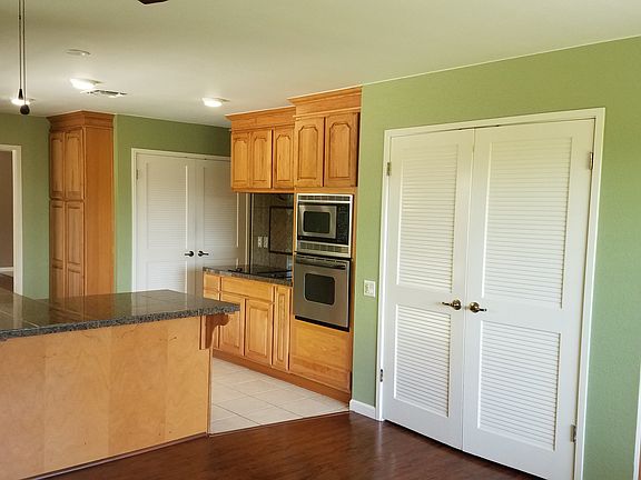 2nd image of 8954 Quail Glen Ct