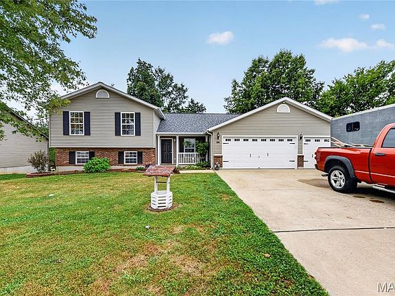 3rd image of 500 Candlestick Ct